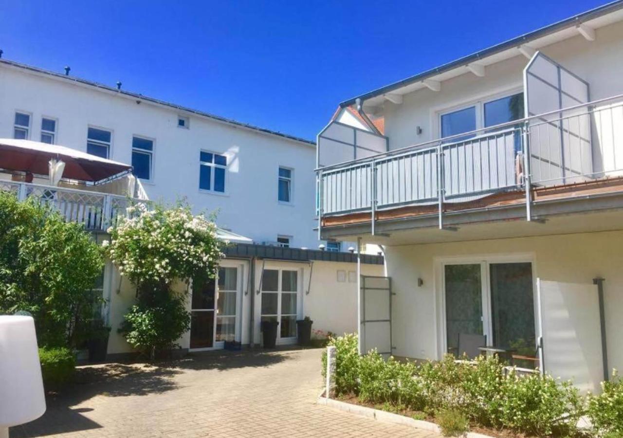 Hotel Zur Traube Ostseebad Kühlungsborn Buitenkant foto