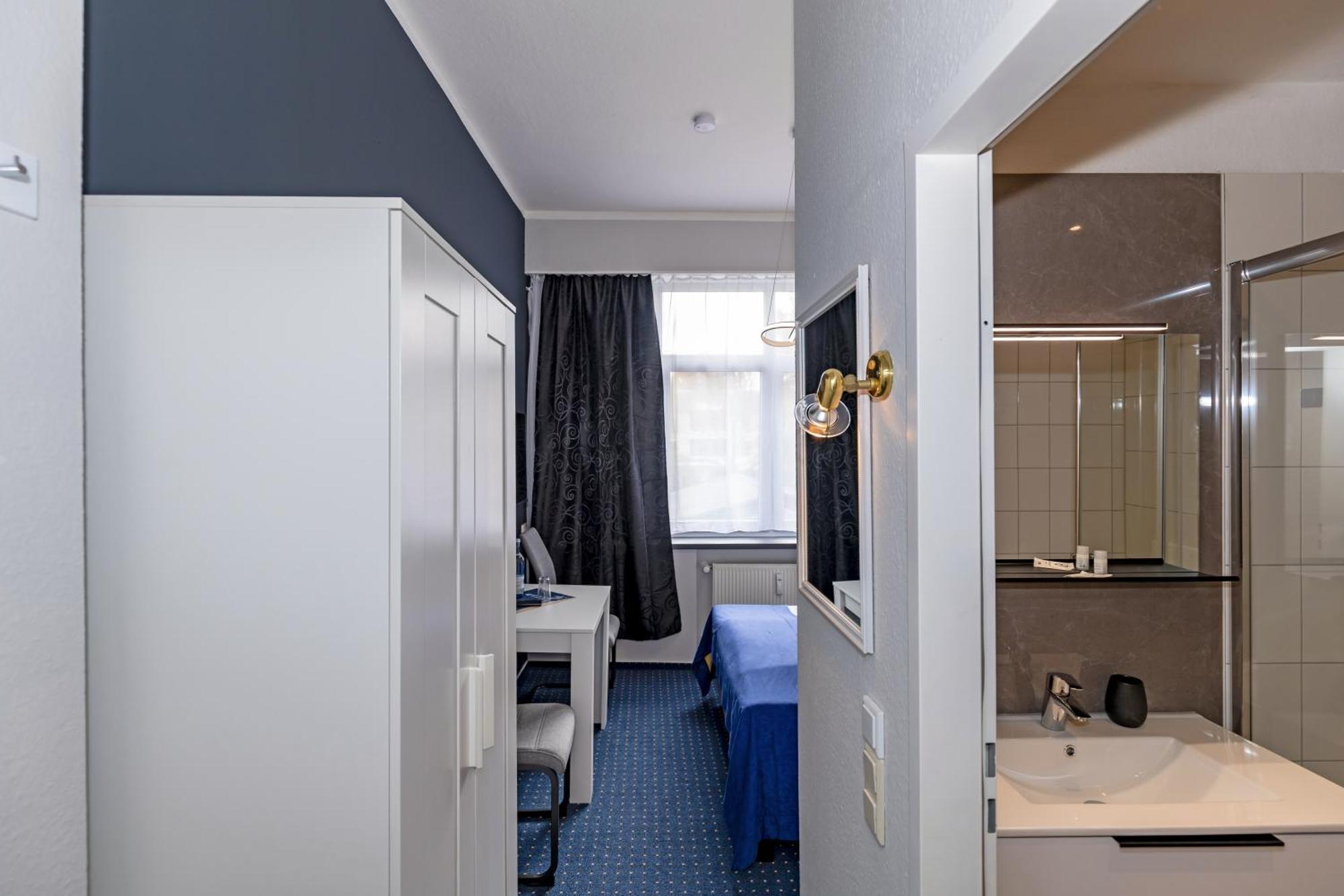 Hotel Zur Traube Ostseebad Kühlungsborn Buitenkant foto